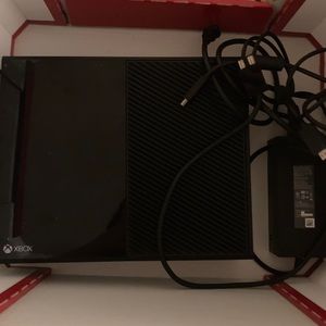 Xbox one 1Tb with games